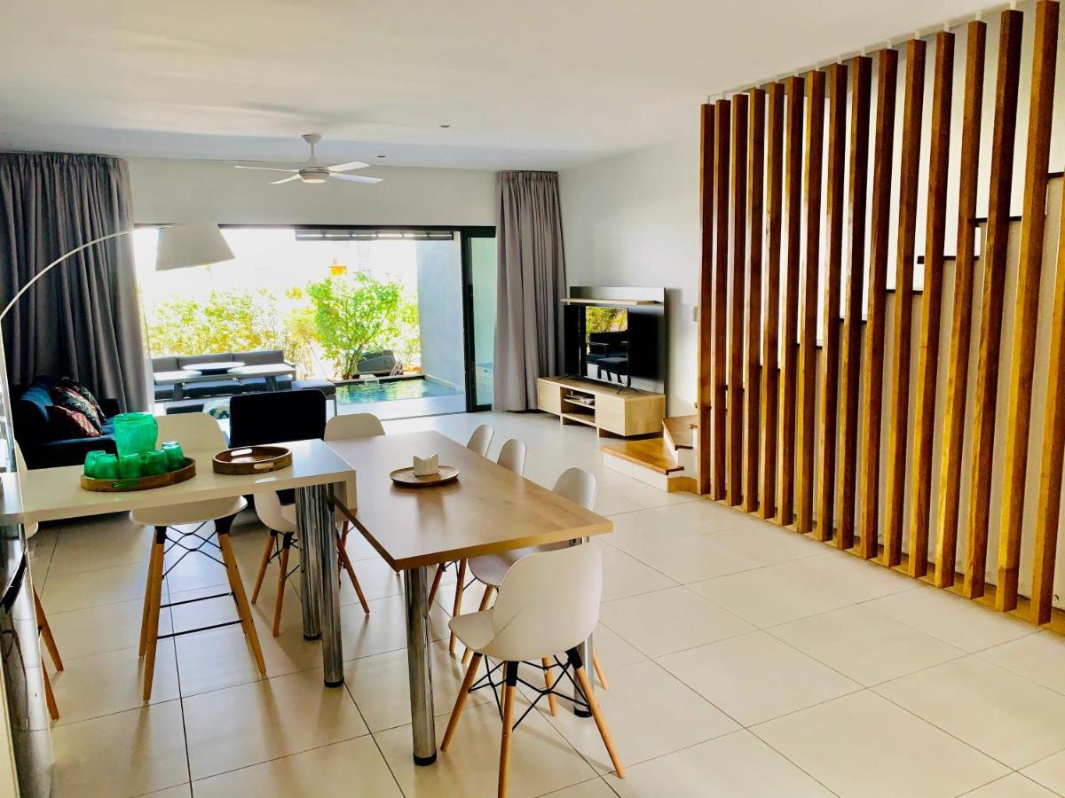 Latitude Luxury Duplex Apartment Rivière Noire Екстериор снимка